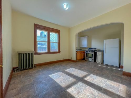 2348 Booth St, Milwaukee, WI 53212-3429