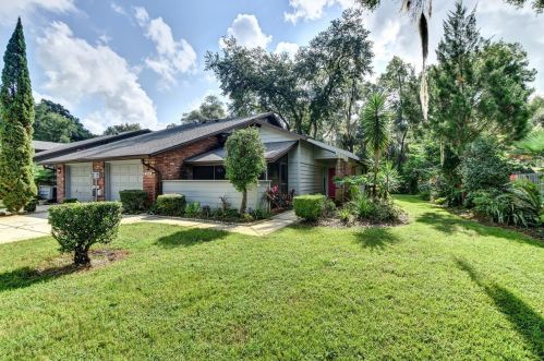 956 Village Green Rd, Deland, FL 32720-6032