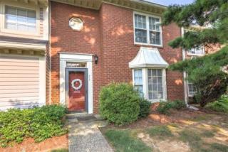 717 Yorkwood Pl, Louisville, KY 40223-3565