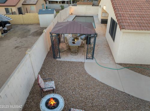 6952 Tacna Dr, Tucson AZ 85743-1422 exterior