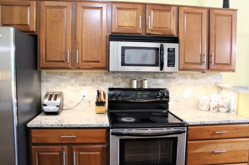 1052 Legacy Ln, Pataskala OH  43062-8078 exterior