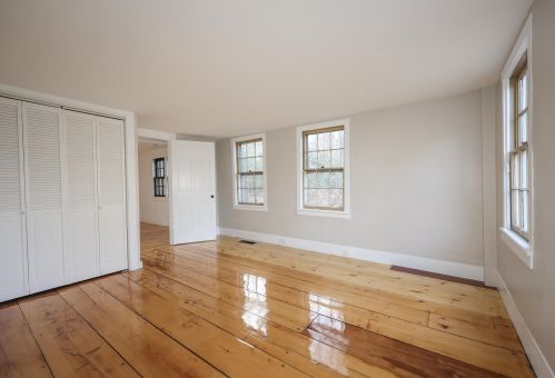 328 2nd Nh Tpke, Hillsboro NH  03244-4614 exterior