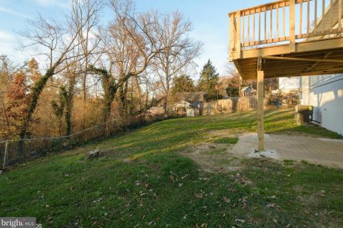 2804 Powell Dr, Woodbridge, VA 22191-4227