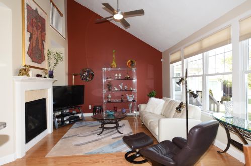 31 Greyhawk Dr, Mashpee MA 02649-4417 exterior