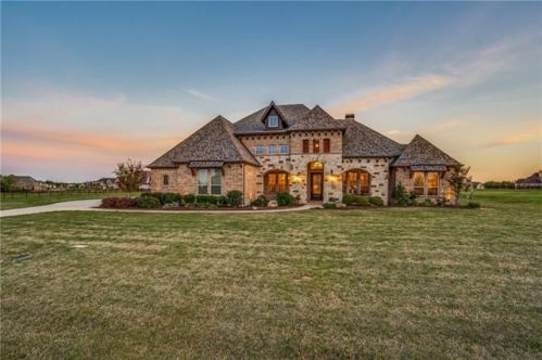 903 Bluffview Dr, Allen, TX 75002-6875