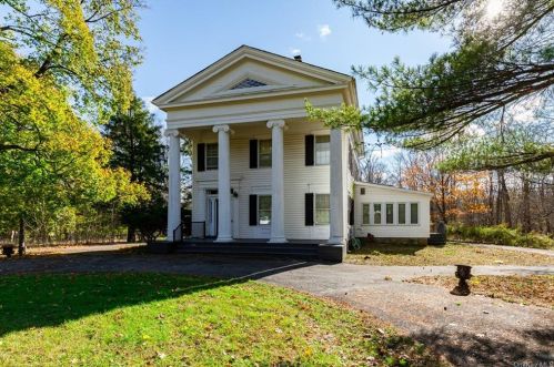 170 Titusville Rd, Poughkeepsie, NY 12603-3289
