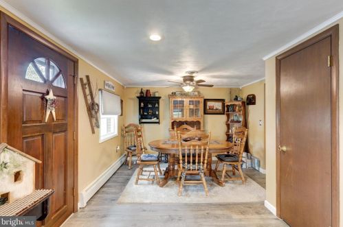 1017 High St, Hanover, PA 17331-1120