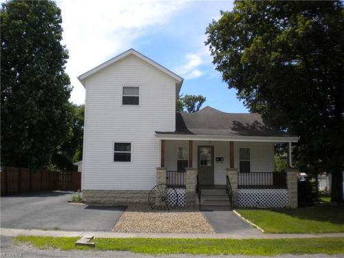 987 Oak St, North Eaton, OH 44044-1420