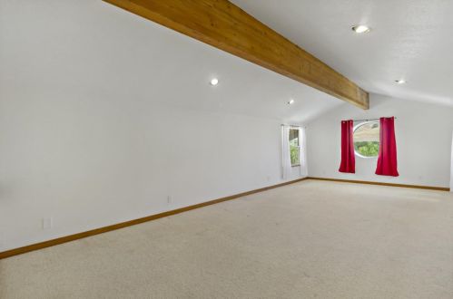 1750 Orch Rd, Hollister CA  95023-9210 exterior