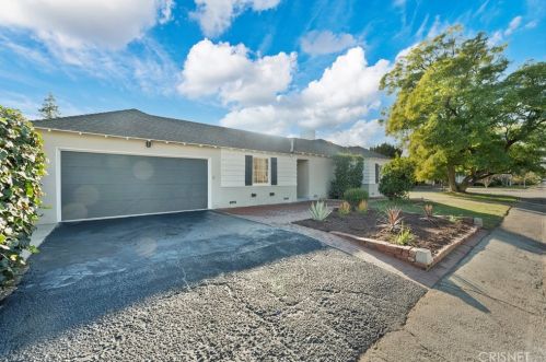 6554 Colbath Ave, Van Nuys CA  91401-1503 exterior