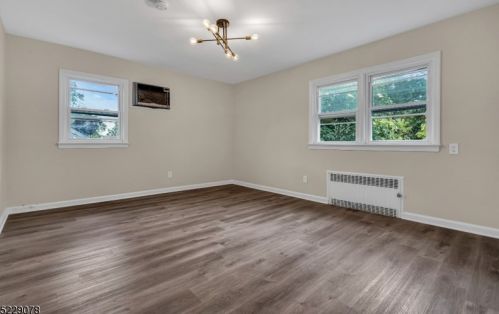 87 Melville Pl, Irvington NJ  07111-3048 exterior