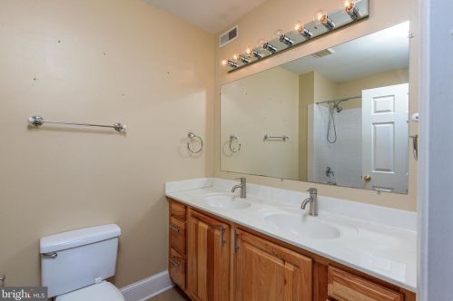 129 Thomas St, Washington DC  20001-1659 exterior