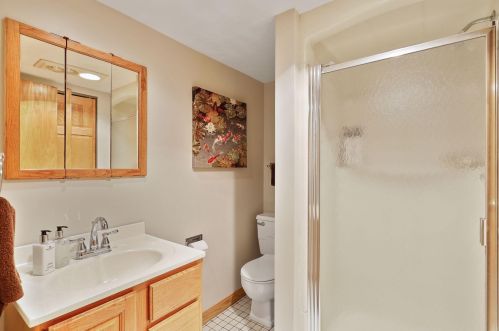 4235 Washburn Ave, Minneapolis MN 55412-1532 exterior