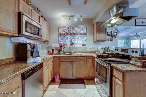 262 Smoketree Ave, Lake Havasu City AZ  86403-5813 exterior