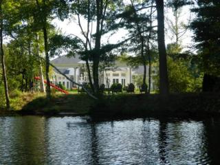 18 Gilbronson Rd, Stafford, CT 06076-4707