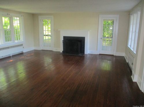 8 Ridgecrest, Scarsdale NY  10583-2012 exterior