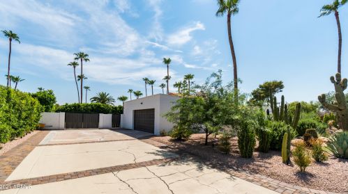 5851 Sharon Dr, Scottsdale AZ  85254-3725 exterior