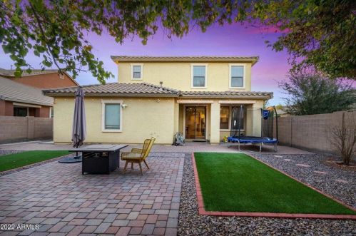 4691 Twinleaf Dr, Gilbert, AZ 85297-0990