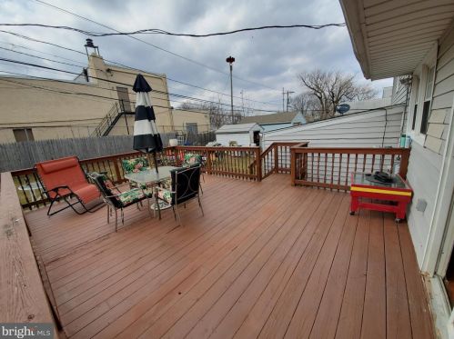 76 Karlyn Dr, New Castle, DE 19720-1235