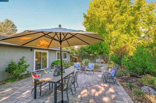 1041 Lehigh Valley Cir, Danville CA  94526-4925 exterior