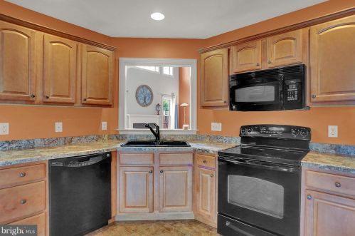 1838 Vista Dr, Navy Sup Dpt PA  17055-7040 exterior