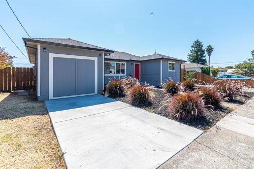 1244 Olive St, Santa Rosa, CA 95407-7032