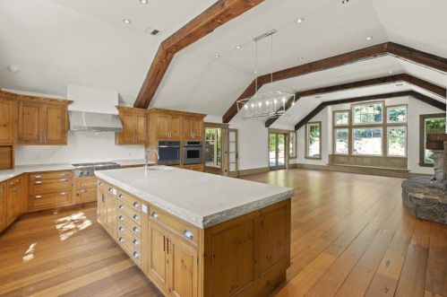 170 Josselyn Ln, Redwood City CA  94062-3610 exterior