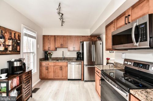 5811 Banning Pl, Springfield VA  22015-3603 exterior