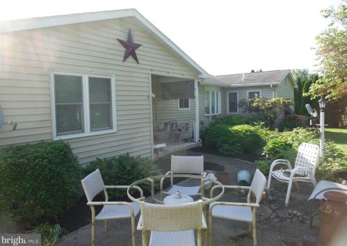 104 Maple Ave, Camp Hill, PA 17011-4120