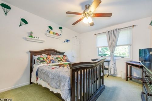 31 Drake Ct, Dover NJ  07869-4851 exterior