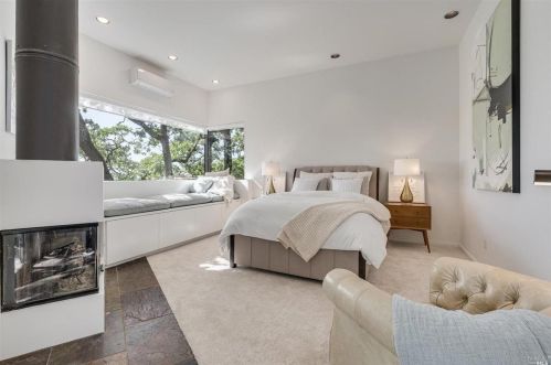 4833 Skycrest Way, Santa Rosa CA  95405-8798 exterior