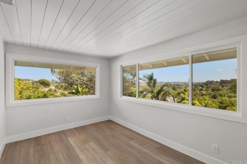 2160 13th St, Encinitas CA  92024-6801 exterior