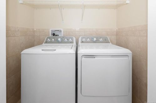 3 Stratford Rd, New Rochelle NY  10804-2519 exterior