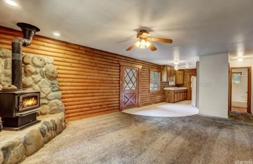 1553 Miztec St, South Lake Tahoe, CA 96150-4764