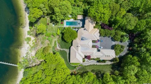 60 Private Rd, Muttontown, NY 11771