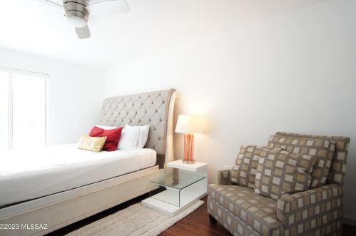 7204 Camino Vecino, Tucson AZ 85715-3418 exterior