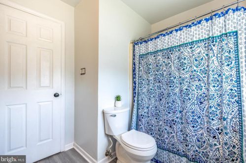 101 Stoneridge Pl, Bear DE  19701-1952 exterior