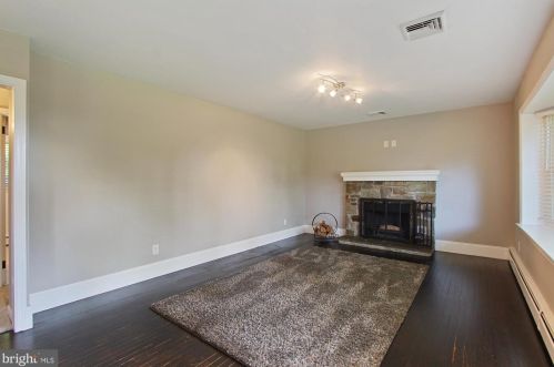 41 Roosevelt Blvd, Lancaster PA 17601-4039 exterior