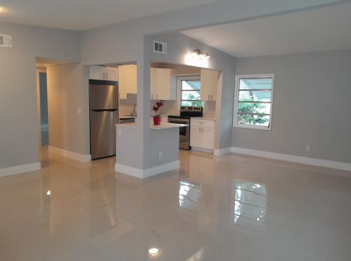 2106 79th Ct, Vero Beach FL  32966-1365 exterior