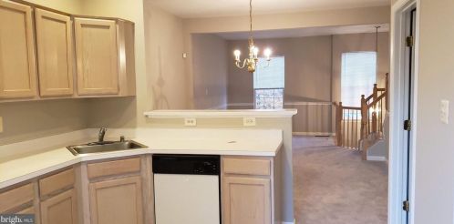 3494 Christy Ln, Woodbridge VA  22193-5968 exterior