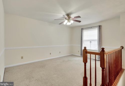 6 Terry Ct, New Castle DE  19720-7697 exterior