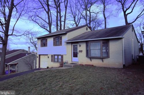 19 Everett Ave, Willow Grove, PA 19090-3323