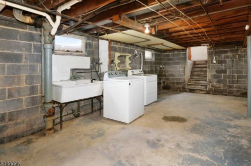 112 Clay Ave, Roselle Park NJ  07204-2008 exterior