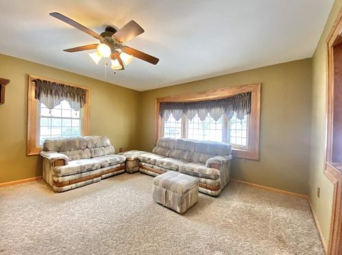 403 Westview Ave, Clinton, WI 53525-9774