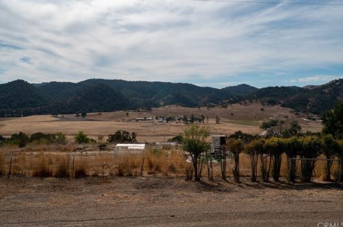 6235 Huasna Townsite Rd, Pismo Beach, CA 93420-9728