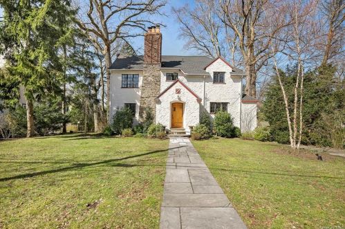 44 Parkway, Mount Vernon, NY 10552-1225