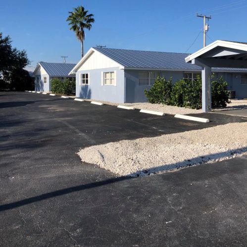 584 Holly Dr, West Palm Beach, FL 33410-4883