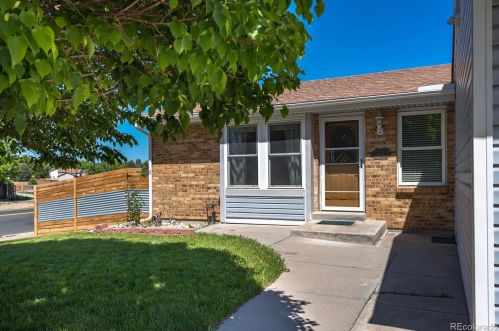 2700 Truckee St, Denver, CO 80013-2174