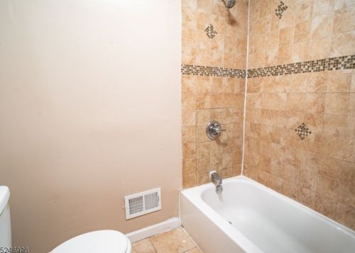 15 Grace St, Irvington NJ  07111-3415 exterior