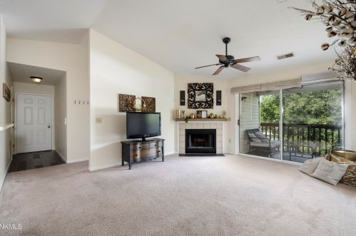 41 Rio Grande Cir, Florence, KY 41042-8670